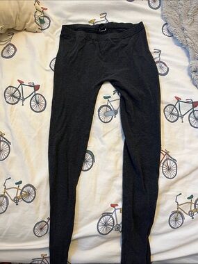7/$20 Grey Stretch Leggings